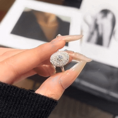 Solitaire Pavé Moissanite ring