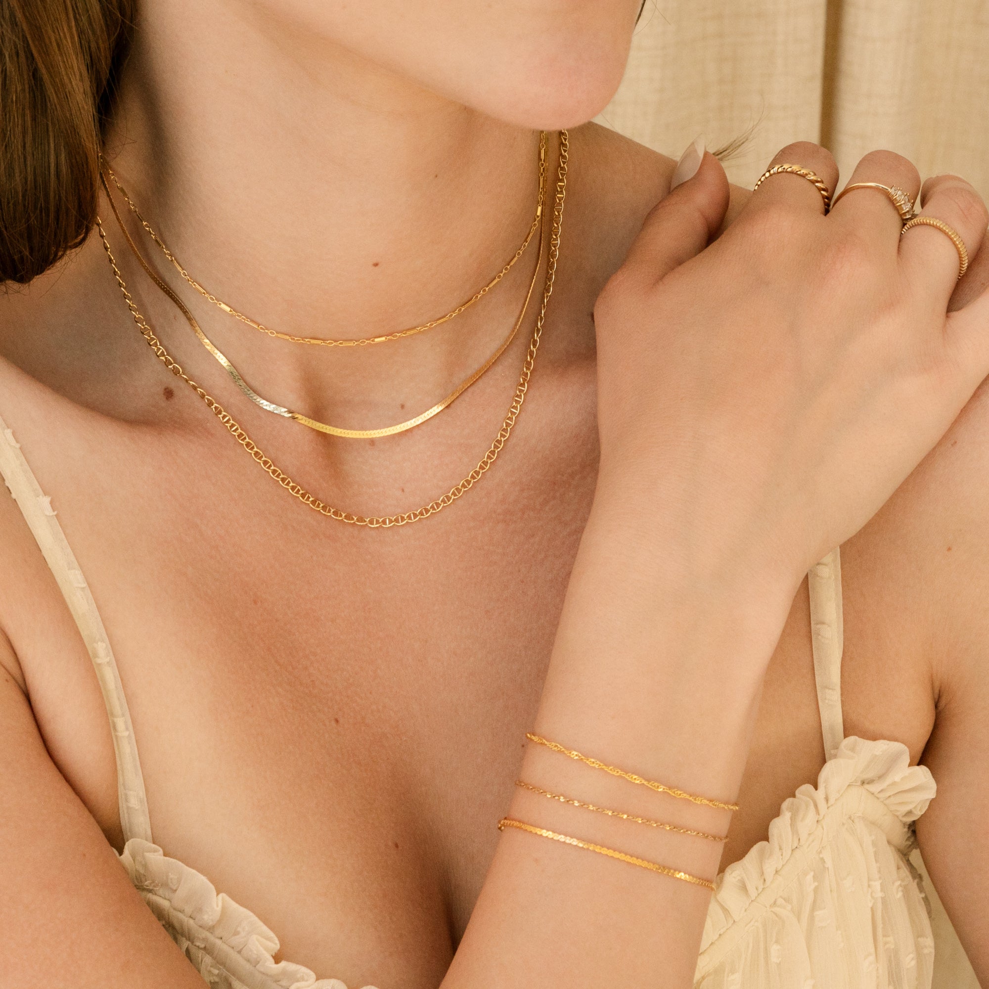 Dainty Serpentine Chain Bracelet | Simple & Dainty Jewelry