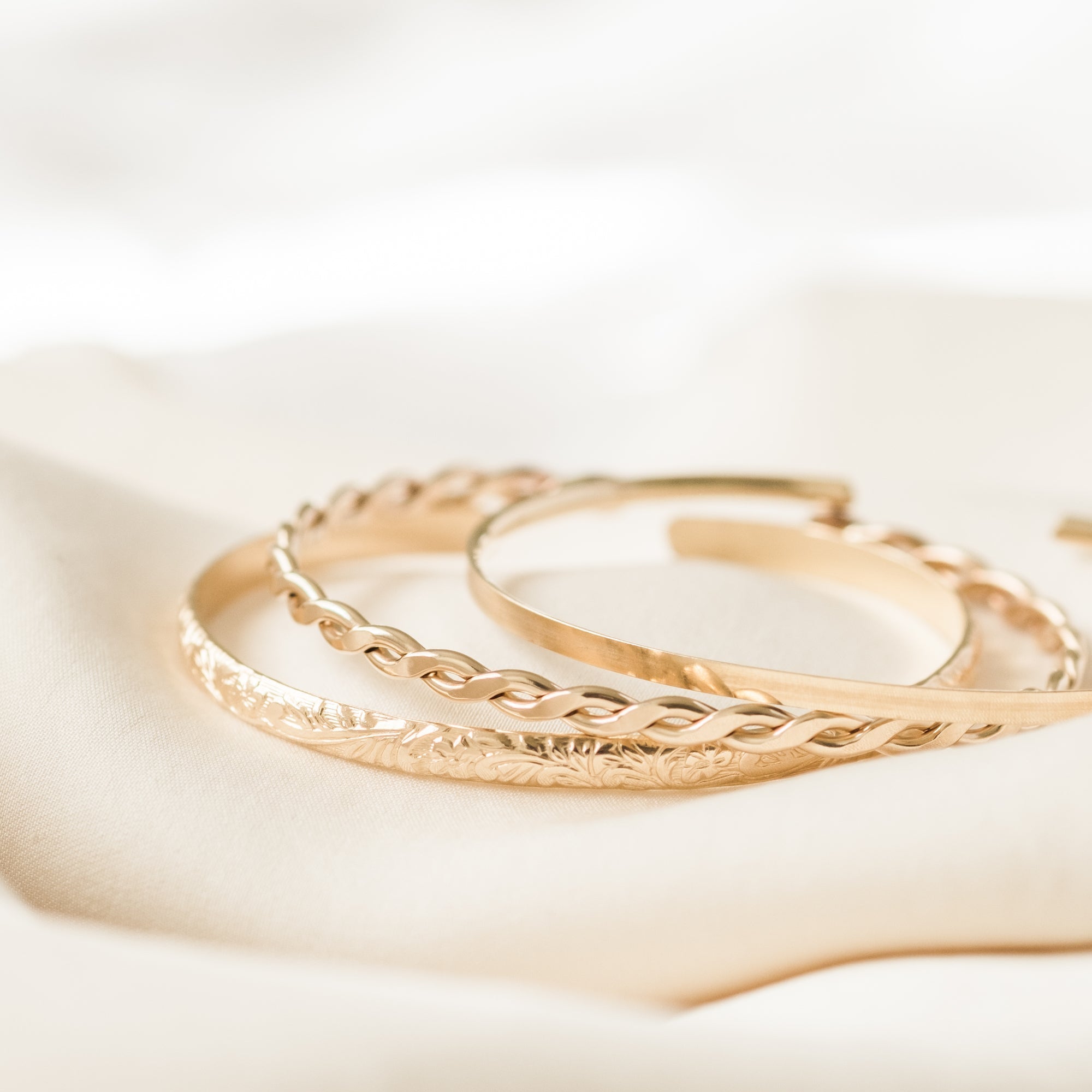 Flower Cuff Bracelet | Simple & Dainty Jewelry