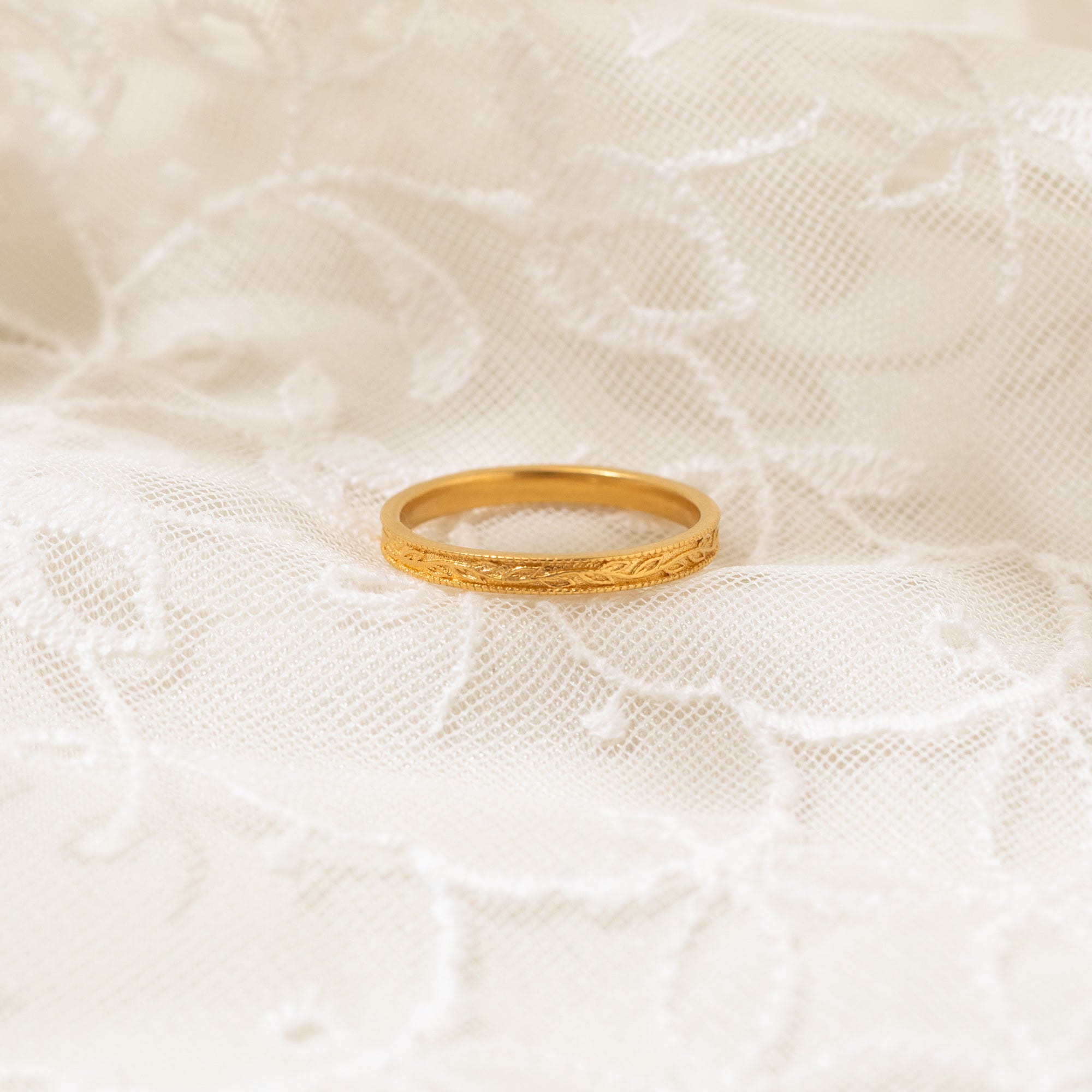 Filigree Band Ring | Simple & Dainty Jewelry