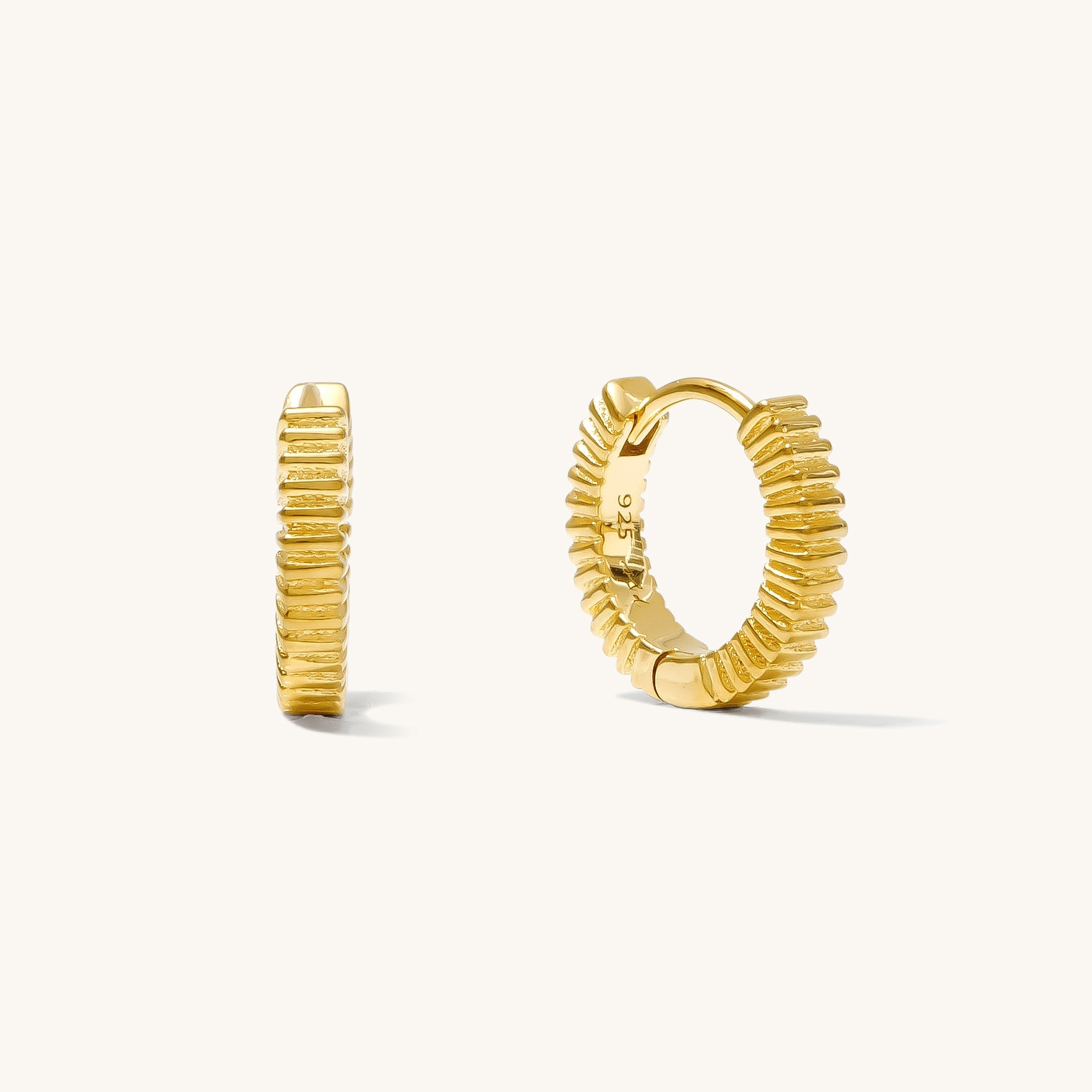 Ribbed Huggie Hoop Earrings | Simple & Dainty Jewelry