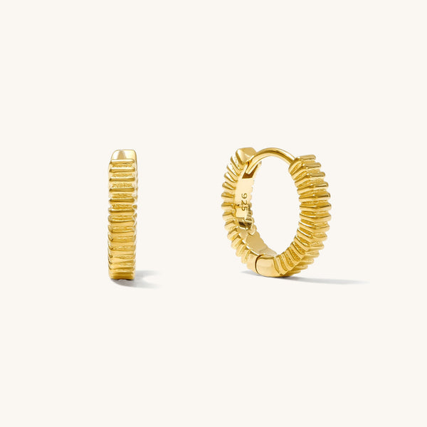 Ribbed Huggie Hoop Earrings | Simple & Dainty Jewelry