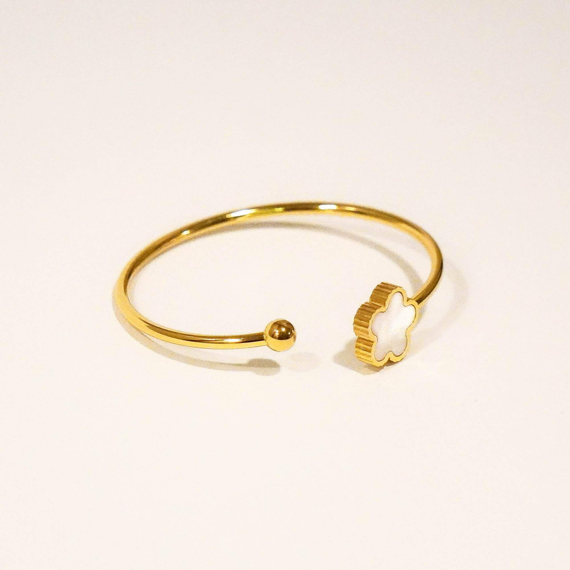 Cia Five Leaf Clover Adjustable Solid Bangle