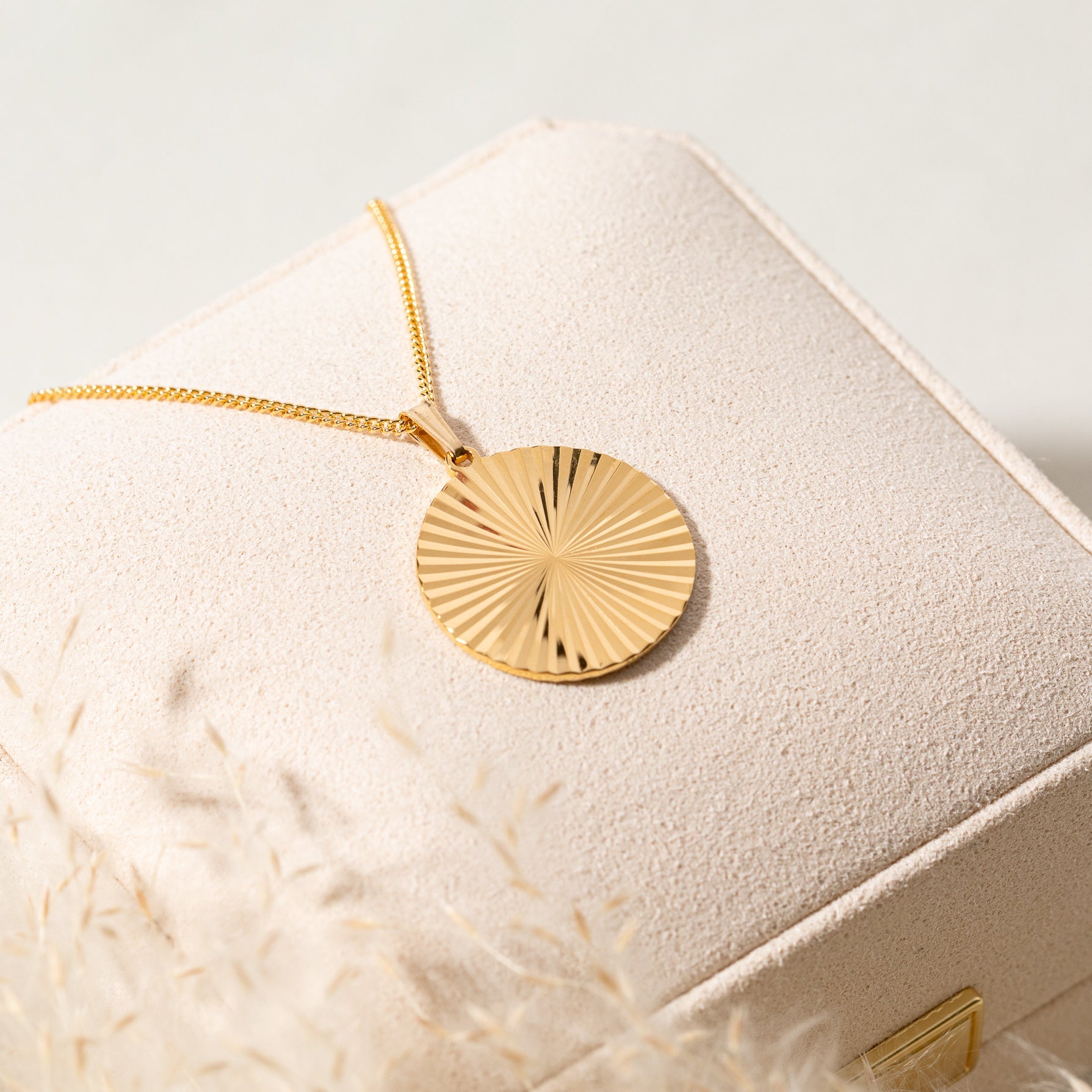 Sunburst Pendant Necklace | Simple & Dainty Jewelry